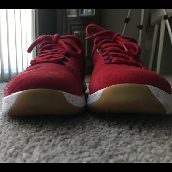 Nike Lunar Hyperrev Low Ext Shoes - Picture 5 of 6